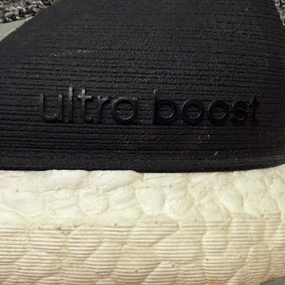 Men's Adidas Ultraboost, Charcoal Gray - Picture 2 of 10